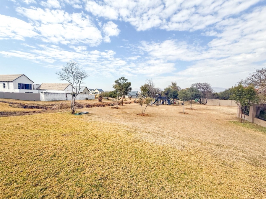 To Let 3 Bedroom Property for Rent in Kosmos North West